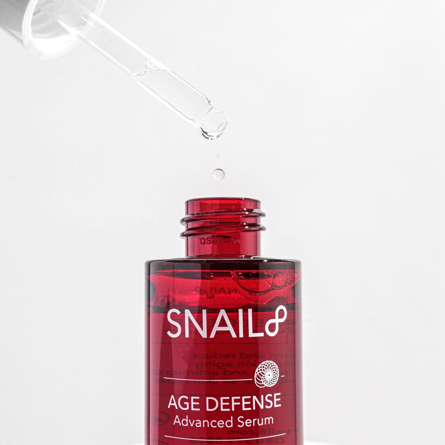 SNAIL8 AGE DEFENSE Advanced Serum